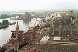 Instalaciones de un astillero en Szczecin, Polonia