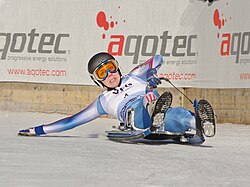 Yekaterina Lavrentjewa compitiendo en pista natural