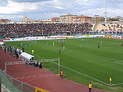 Fotografía del Estadio Armando Picchi durante un partido de fútbol