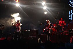 Integrantes de la agrupación local Tres de Corazón en Medellín