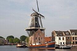 Molino de viento De Adriaan