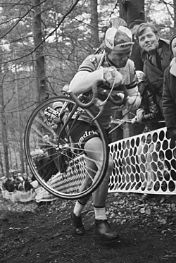 Eric De Vlaeminck en plena competición