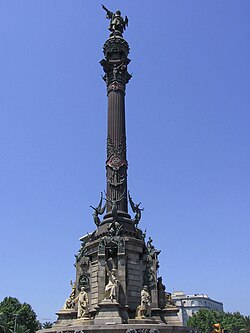 Vista general del Monumento a Colón en Barcelona