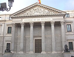 Fachada principal del Palacio de las Cortes