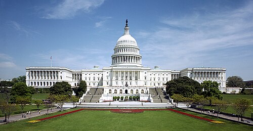 Vista del Capitolio de los Estados Unidos, que alberga las dos alas del Congreso.
