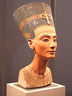 Busto de la reina Nefertiti en Berlín