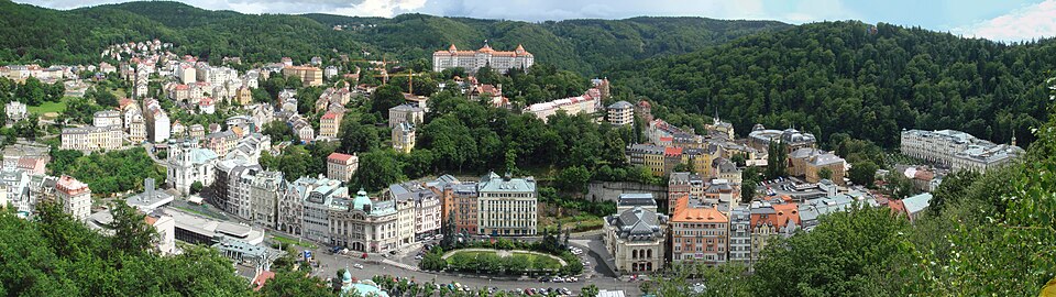 Vista panorámica del distrito histórico de Karlovy Vary