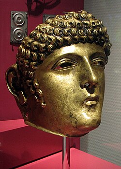 Máscara de jinete romano