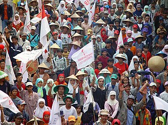Manifestación por la tierra en Indonesia