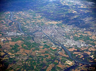 Vista parcial y arquitectura de Romans-sur-Isère