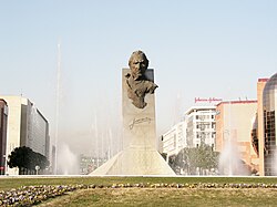 Monumento dedicado a Juan de Borbón en Madrid