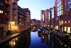 Apartamentos de alta densidad en el centro de Birmingham