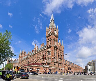 Vista exterior del edificio de la Estación de Saint Pancras