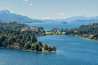 Paisaje montañoso del Parque Nacional Nahuel Huapi