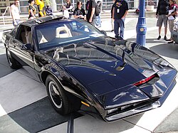 Pontiac Firebird Trans Am de 1982 conocido como K.I.T.T. de la serie Knight Rider