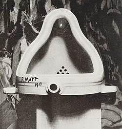 Fotografía de la obra Fuente de Marcel Duchamp