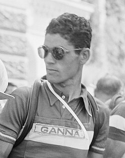 Retrato y datos deportivos de Mario Baroni