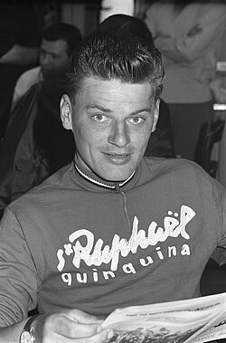 Jo de Haan durante la temporada ciclista de 1961