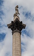 Otro ángulo de la Columna de Nelson
