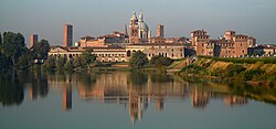 Fotografía del paisaje urbano histórico de Mantua