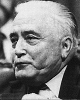 Retrato oficial o representación de Georges-André Chevallaz