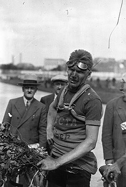 Alfred Hamerlinck en el Circuito de París, 1931