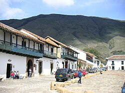 Uno de los costados de la plaza Principal