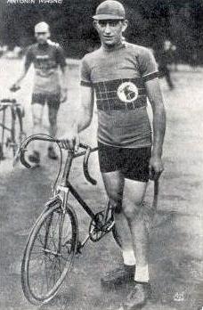 Antonin Magne en su época de ciclista