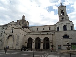 Fachada de la Catedral de Santa María Asunta y los Santos Pedro y Pablo