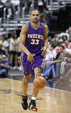 Grant Hill durante su etapa profesional en la NBA