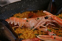 Empleo de cigalas en la elaboración de paellas