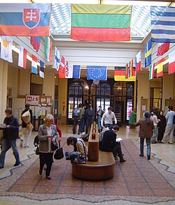 Interior del vestíbulo principal