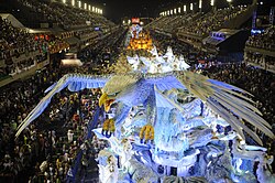 Aglomeración de personas en el Carnaval de Río de Janeiro.