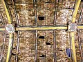 Detalle de la cubierta de madera de la capilla privada