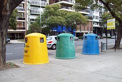 Contenedores de colores para residuos
