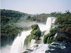 Vista parcial de las Cataratas del Iguazú