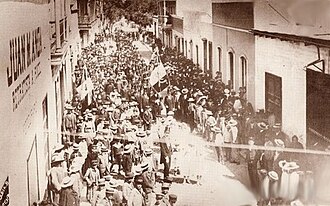 Procesión de la Bandera peruana en Tacna