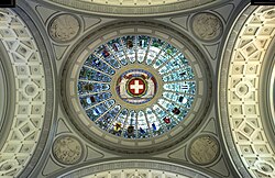 Cúpula central del Palacio Federal con detalles escultóricos