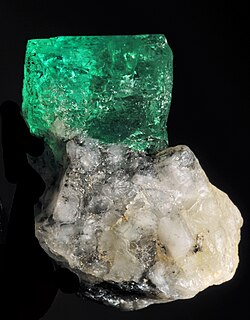Extracción de esmeraldas en Boyacá