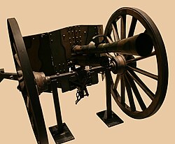 Ejemplar del cañón 37 mm TRP Mle 1916 preservado en el Museo del Ejército en París.