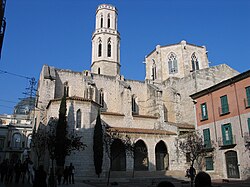 Iglesia de San Pedro en Figueras