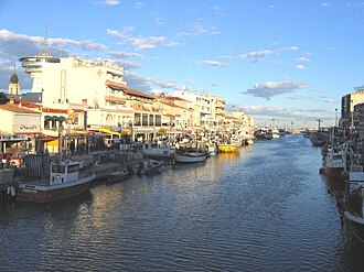 Aspecto de la franja costera y las edificaciones de Palavas-les-Flots