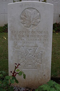 Lápida conmemorativa de un soldado canadiense