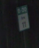 Señalización kilométrica en la B-20