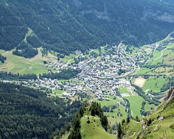 Paisaje montañoso alpino