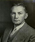 Fotografía histórica de James Forrestal, primer secretario de Defensa.