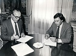 Calvo-Sotelo y Felipe González tras las elecciones de 1982