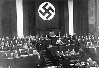 Cabecera del diario oficial que promulgó la ley habilitante de 1933