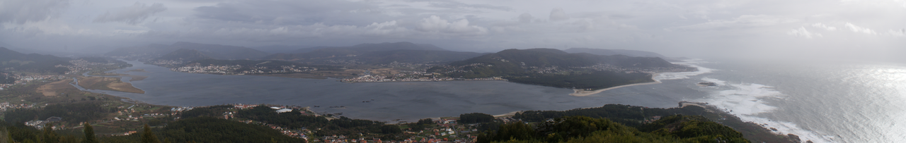 Panorámica de la desembocadura del río Miño