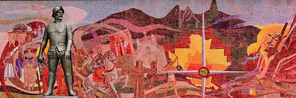Escultura y mural de Diego de Montemayor en Monterrey